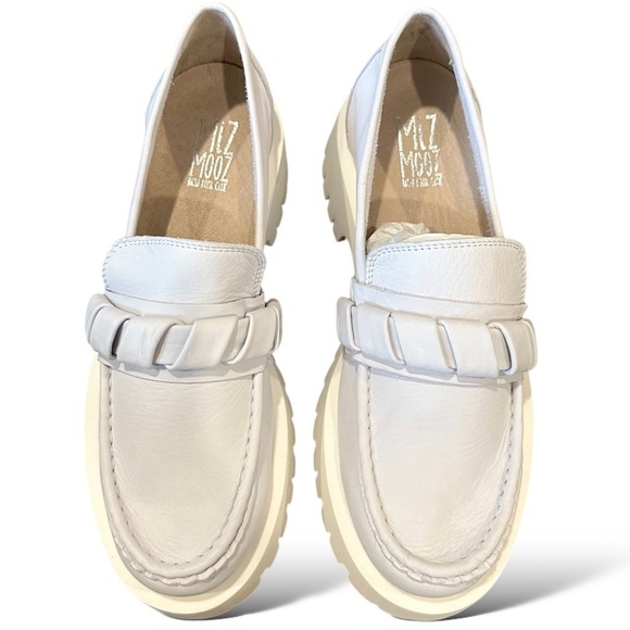 Miz Mooz 100% leather white loafer shoes size 8 New in box - Picture 2 of 9